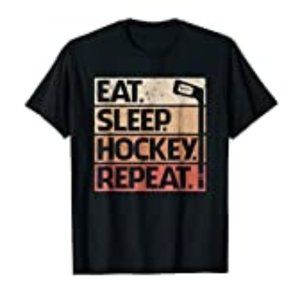 NWT Men's Retro T-Shirt Size Small